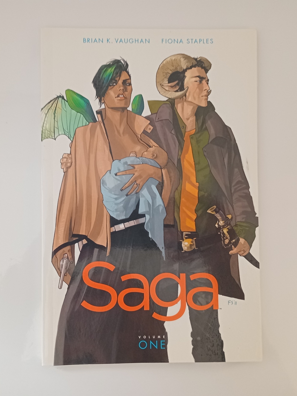 Saga Volume 1 Graphic Novel Brian K Vaughan Fiona Staples Image Comics